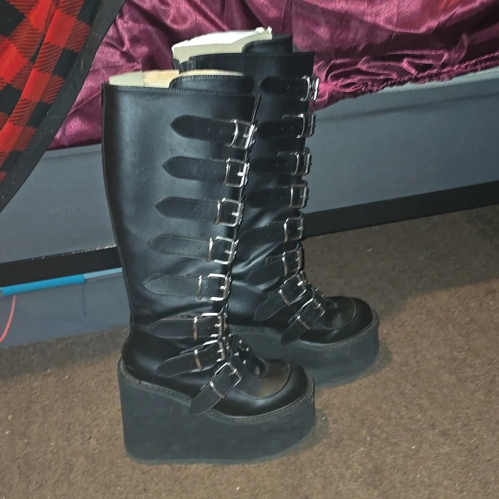Demonia Wide calf boots - Picture 2 of 5